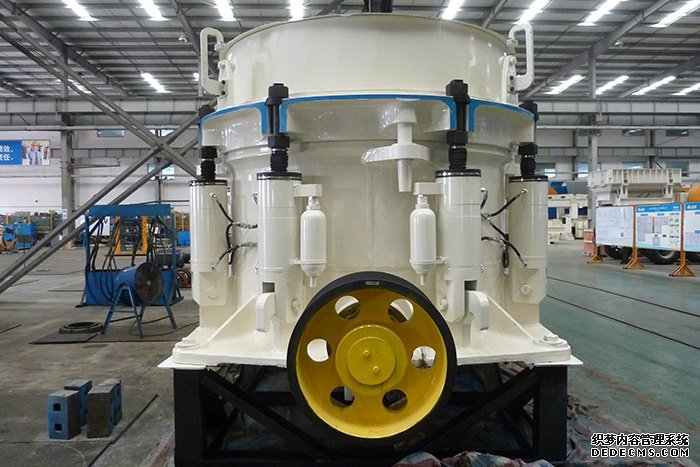 How to solve the bearing locking of the hammer crusher? 